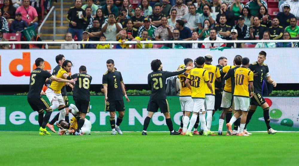 México vs Ecuador: Revive la Rivalidad en la Copa del Mundo y sus Controversias Inolvidables